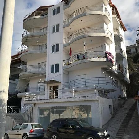 L.T. Noar'S Apartment Sarandë 外观 照片